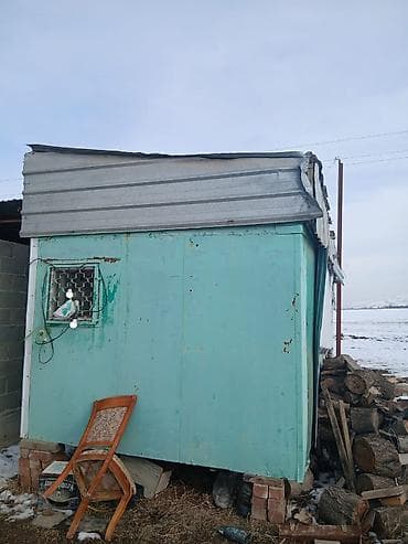 модульный дом ош: Бытовка/вагончик на участке - Габариты ориентировочно 6–7 м длиной и — 2
