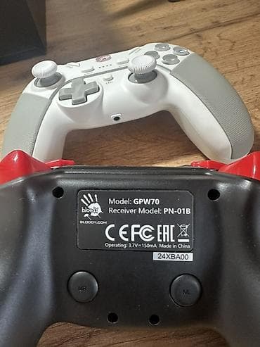 джойстики omega: Игровые геймпады Bloody GPW70 (2 шт.) с беспроводными USB‑ресиверами — 2
