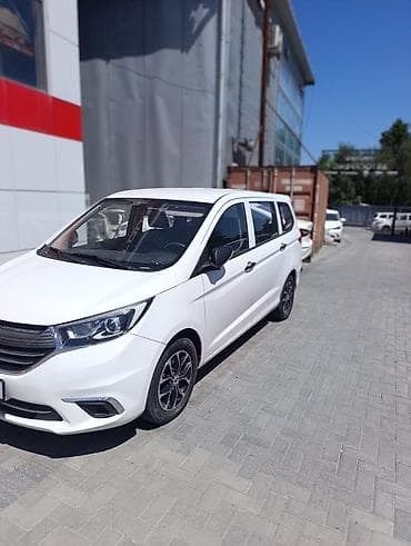 авто печ: Changan Auchan A600 EV: 2021 г., Автомат, Электромобиль, Минивэн — 1