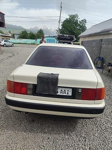 Audi: Audi 100: 1991 г., 2 л, Механика, Бензин, Седан — 4