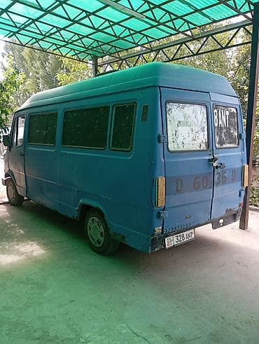 221 mercedes: Mercedes-Benz T1: 1987 г., 2.9 л, Механика, Дизель, Фургон — 2