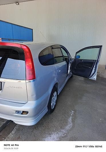 b v d: Honda Stream: 2002 г., 1.7 л, Автомат, Бензин — 6