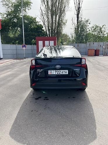 Toyota: Toyota Prius: 2019 г., Гибрид, Хэтчбэк — 7