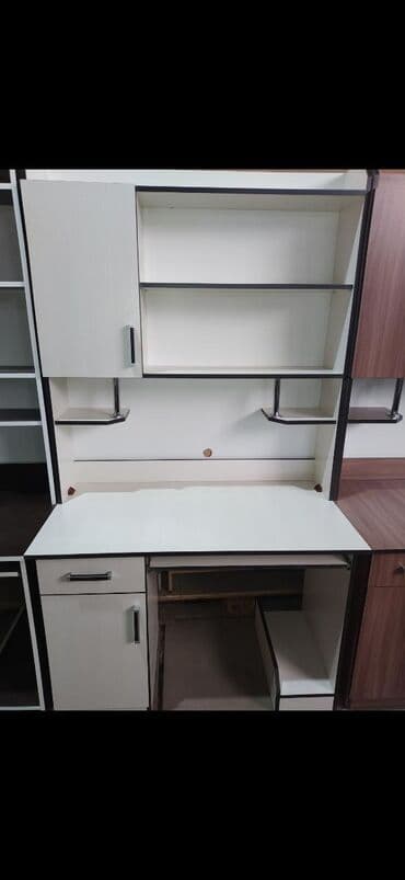 компьютеный стол: Новый компьютерный стол со шкафчиком из российкого ламината В наличии — 2