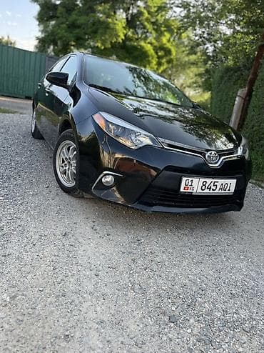 Toyota Corolla: 2015 г., 1.8 л, Автомат, Бензин, Седан