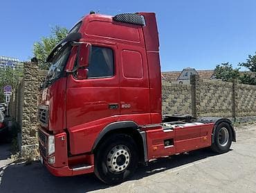 дневная лампа: Тягач, Volvo, Без прицепа — 2