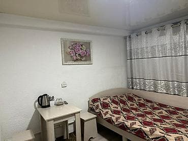 комната гостиного типа: Гостиница Бишкек. Гостиница посуточно. Бишкек, район Политех, ул — 6