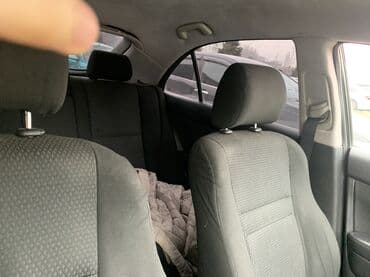 Ковролин: Toyota Avensis: 2003 г., 1.8 л, Типтроник, Бензин, Хетчбек — 5