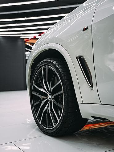 x5m: BMW X5 M: 2022 г., 4.4 л, Автомат, Бензин, Кроссовер — 3