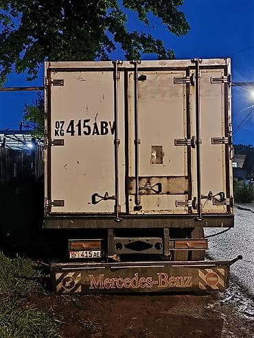 продам динамики: Кузов тентованный Mercedes-Benz, 2001 г. — 2