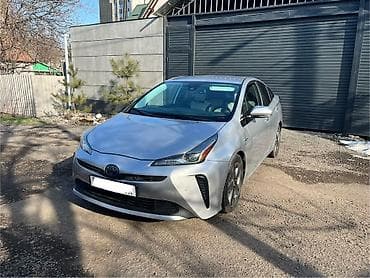 Toyota Prius: 2019 г., 1.8 л, Вариатор, Гибрид, Хэтчбэк