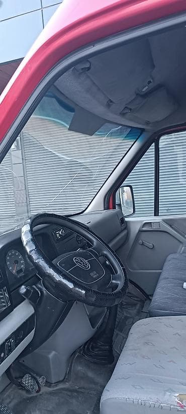 byd e6: Volkswagen : 2001 г., 2.4 л, Механика, Дизель, Фургон — 3