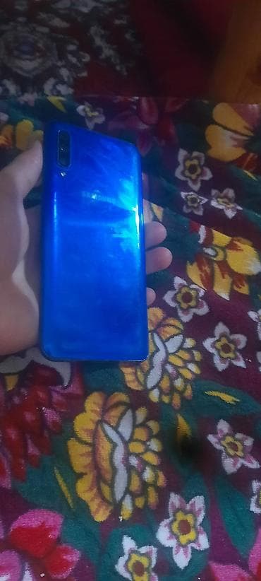 samsung galaxy m51: Samsung Galaxy A50, Б/у, 64 ГБ, цвет - Голубой, 2 SIM, 1 SIM, eSIM — 3