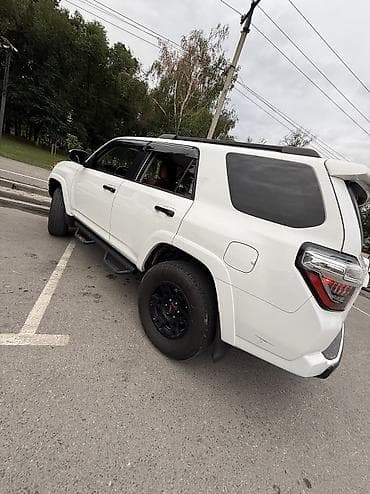 sprinter 4 4: Toyota 4Runner: 2019 г., 3.9 л, Автомат, Газ, Внедорожник — 5