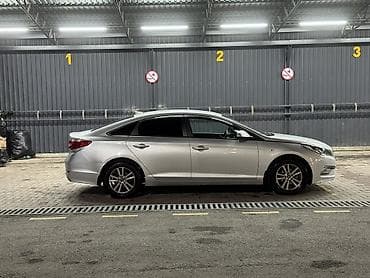 Продажа авто: Hyundai Sonata: 2016 г., 2 л, Автомат, Газ, Седан — 4