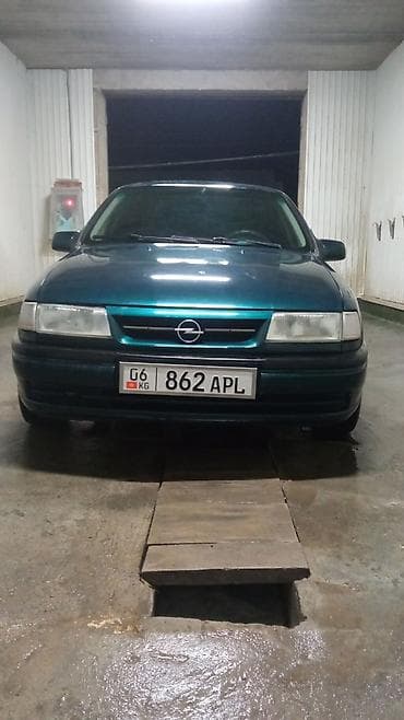 опел карсо: Opel Vectra: 1995 г., Хэтчбэк — 1
