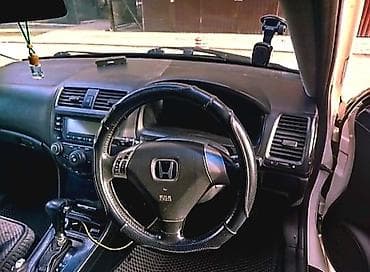 когда акорд: Honda Accord: 2005 г., Автомат, Универсал — 5