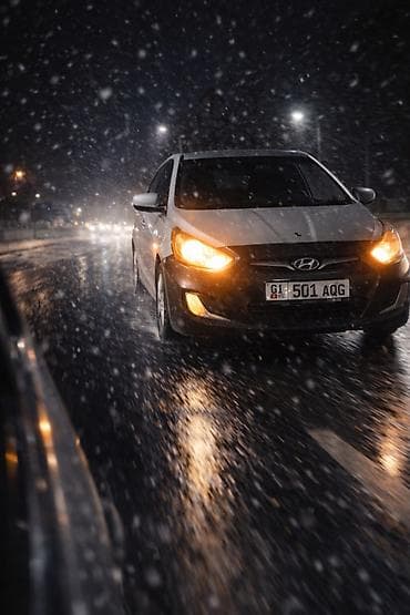 Hyundai Solaris: 2014 г., 1.6 л, Автомат, Бензин, Седан