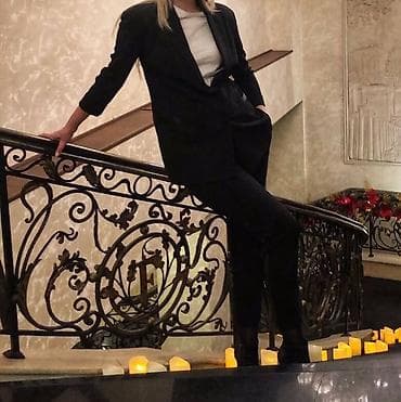 костюм женские: Женский брючный костюм-смокинг черный Imperial, состояние отличное — 8