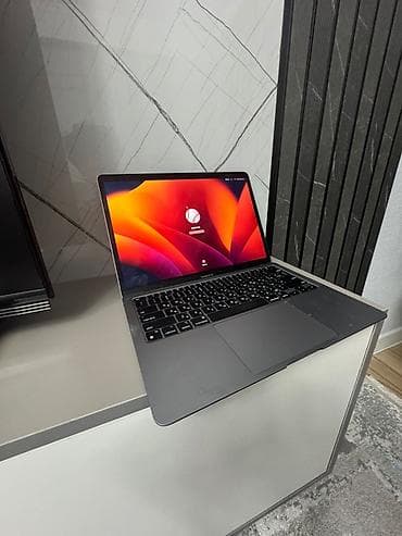 MacBook air m1 Продаю макбук состояние отличное Батарея 86 процентов