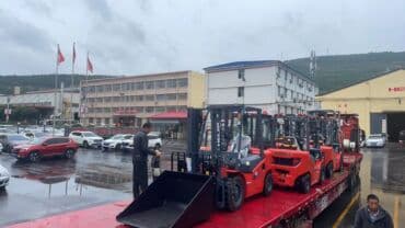 купить минитрактор бу из японии: Погрузчик, 2024 г., Колесный, Вилочный — 6