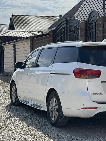 kia k3 2018: Kia Carnival: 2017 г., 2.2 л, Автомат, Дизель, Минивэн — 3