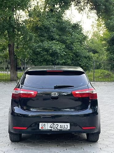 Транспорт: Kia Rio: 2012 г., 1.4 л, Автомат, Бензин, Хэтчбэк — 4