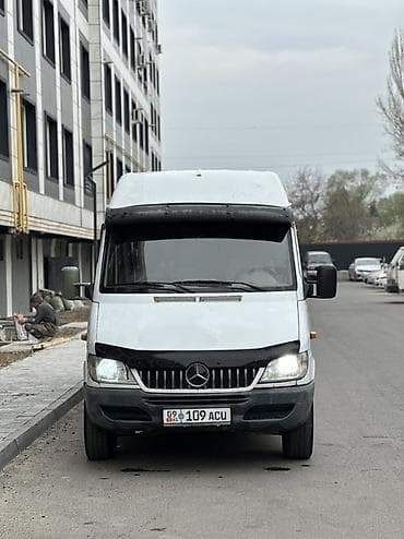 материалы шумоизоляции авто: Грузовик, Mercedes-Benz — 1