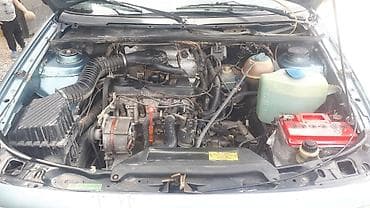 Volkswagen Passat: 1991 г., 1.8 л, Кол менен иштөөчү, Бензин, Универсал — 5