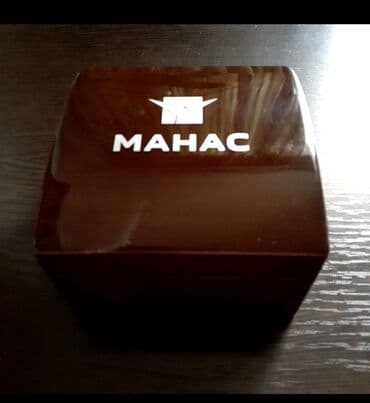 продажа статуэток: Часы Lincor 3619 
сделаны по заказу от аэропорта Манас — 3