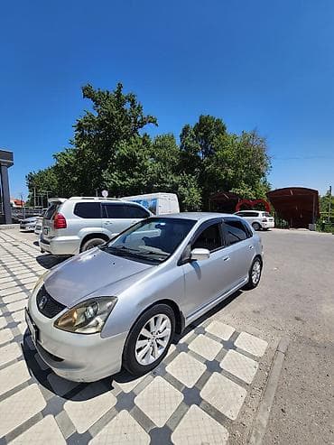 Honda Civic: 2004 г., 1.7 л, Автомат, Бензин, Хэтчбэк at lalafo.kg Honda Civic: 2004 г., 1.7 л, Автомат, Бензин, Хэтчбэк