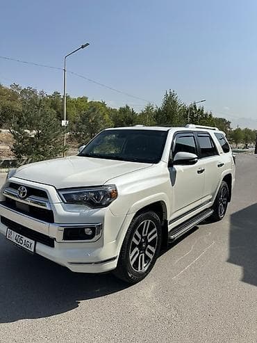 Транспорт: Toyota 4Runner: 2022 г., 4 л, Автомат, Бензин, Внедорожник — 2