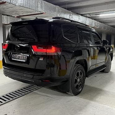 fj cruizer: Toyota Land Cruiser: 2025 г., 3.5 л, Автомат, Бензин, Внедорожник — 5