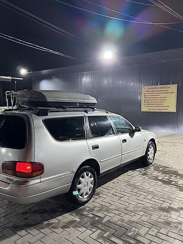 обмен а красовер: Toyota Camry: 1993 г., 2.2 л, Механика, Бензин, Универсал — 5
