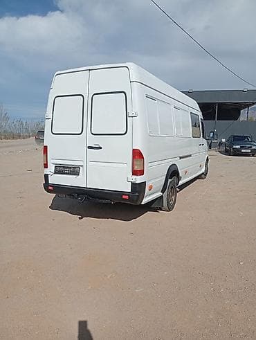 водный велосипед: Mercedes-Benz Спринтер: 1997 г., 2.9 л, Ручные, Дизель, Фургон — 5