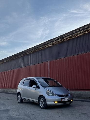 cr v 1 поколение: Honda Fit: 2002 г., 1.3 л, Вариатор, Бензин, Хэтчбэк — 8