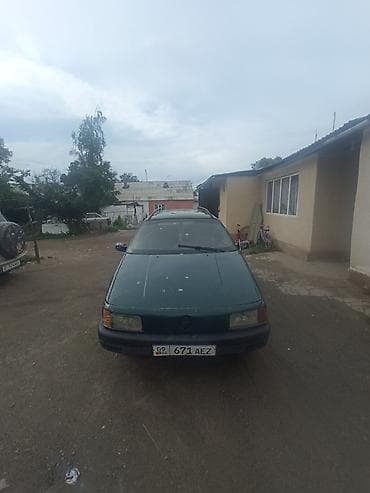 Volkswagen Passat Variant: 1991 г., 2 л, Механика, Бензин, Универсал at lalafo.kg Volkswagen Passat Variant: 1991 г., 2 л, Механика, Бензин, Универсал