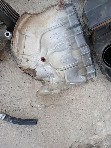 горловина бензобака: Бензиновый мотор Nissan 2025 г., 1.6 л, Б/у, Оригинал — 8