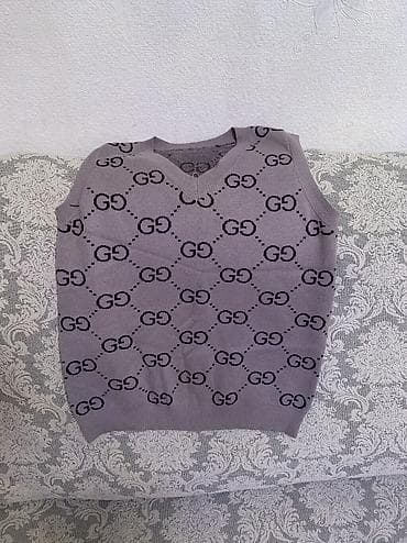 samsung galaxy fold: ПРОДАЮ ЦЕЛЫЙ ПАКЕТ С ВЕЩАМИ(подойдут от 13 до 16лет). ЦЕНА — 4