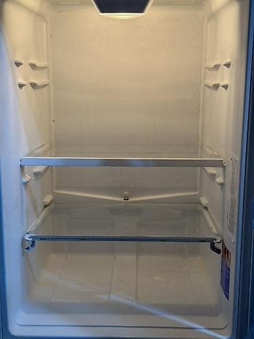 Холодильник Indesit, Б/у, Двухкамерный, De frost (капельный) — 4