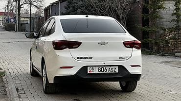 ravon spark: Chevrolet Onix: 2021 г., 1 л, Автомат, Бензин, Седан — 2