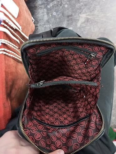 Другие сумки: Сумка через плечо (кросс-боди) из черной фактурной экокожи. - — 2