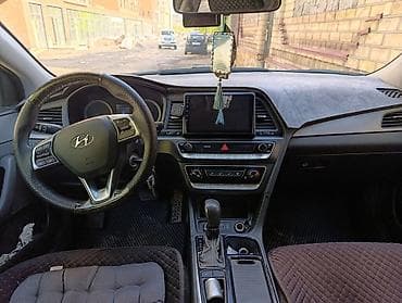 Продажа авто: Hyundai Sonata: 2019 г., 0.2 л, Автомат, Газ, Седан — 4
