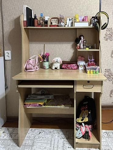Компьютерный стол, Б/у, С полками at lalafo.kg Компьютерный стол, Б/у, С полками