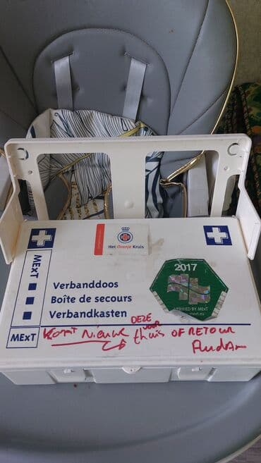 чехол для документов: Белая аптечка первой помощи от "Het Oranje Kruis" (Красный — 1