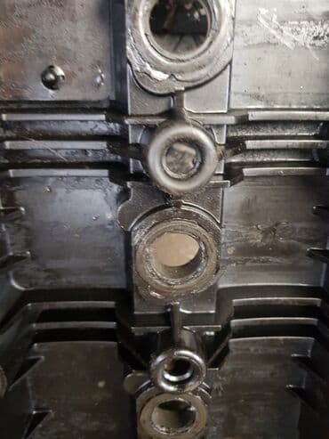 домкрат мазда: Mazda Tribute крышка клапанов, Мазда Трибут Клапанная крышка на — 3