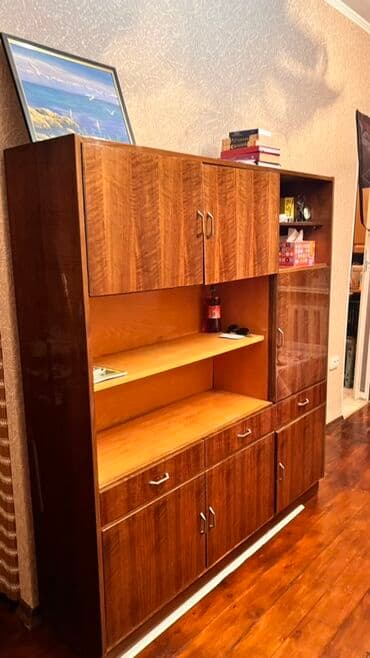 Сервант, Дерево at lalafo.kg Сервант, Дерево