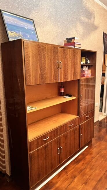 шкафчик с полочками: Сервант, Дерево — 1