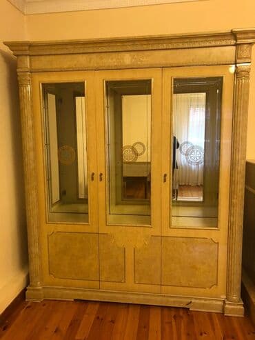 сдаю зеркало: Разборка и сборка мебели. Аккуратно и качественно. Возможен мелкий — 1