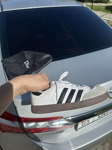 адидас обув: Мужские кроссовки, 36, Adidas, Новый, цвет - Белый — 2